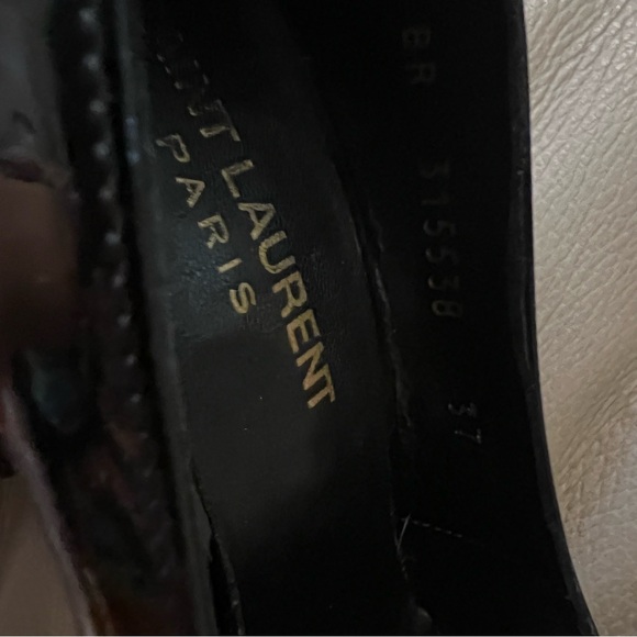 ❤️YSL Authentic Saint Laurent bow patent leather stilettos size 37 = 6 1/2. - Picture 9 of 12
